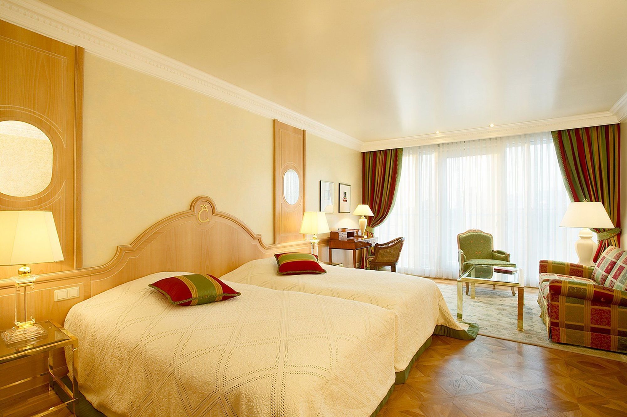 콜롬비 호텔 프라이부르크 임 브리스가우 객실 사진 A room at the Hotel de la Tour